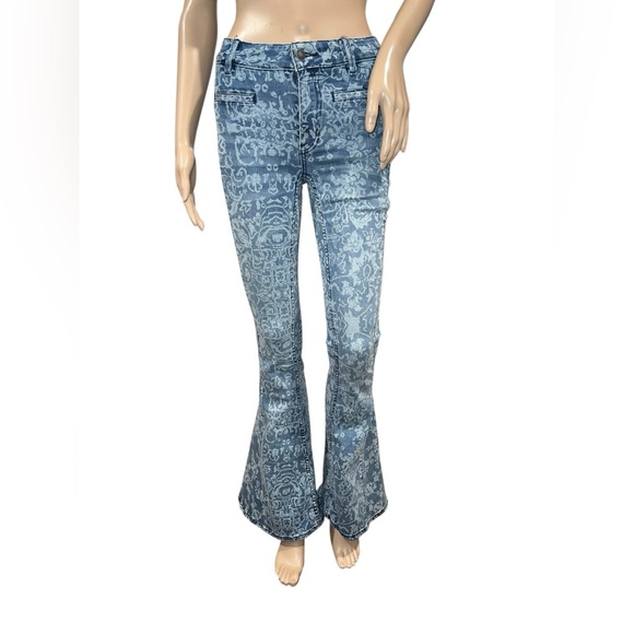 We The Free People Jeans Womens Denim Blue Flare Bell Bottom Floral Festival 25 - Picture 2 of 11